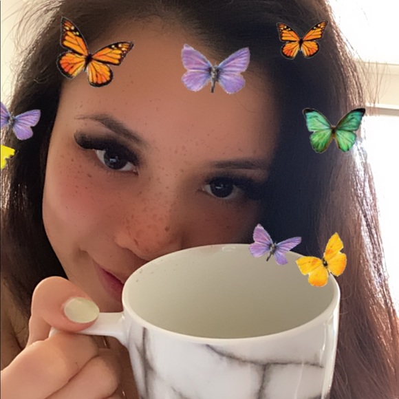 Meet your Posher, Kyla - Picture 1 of 1